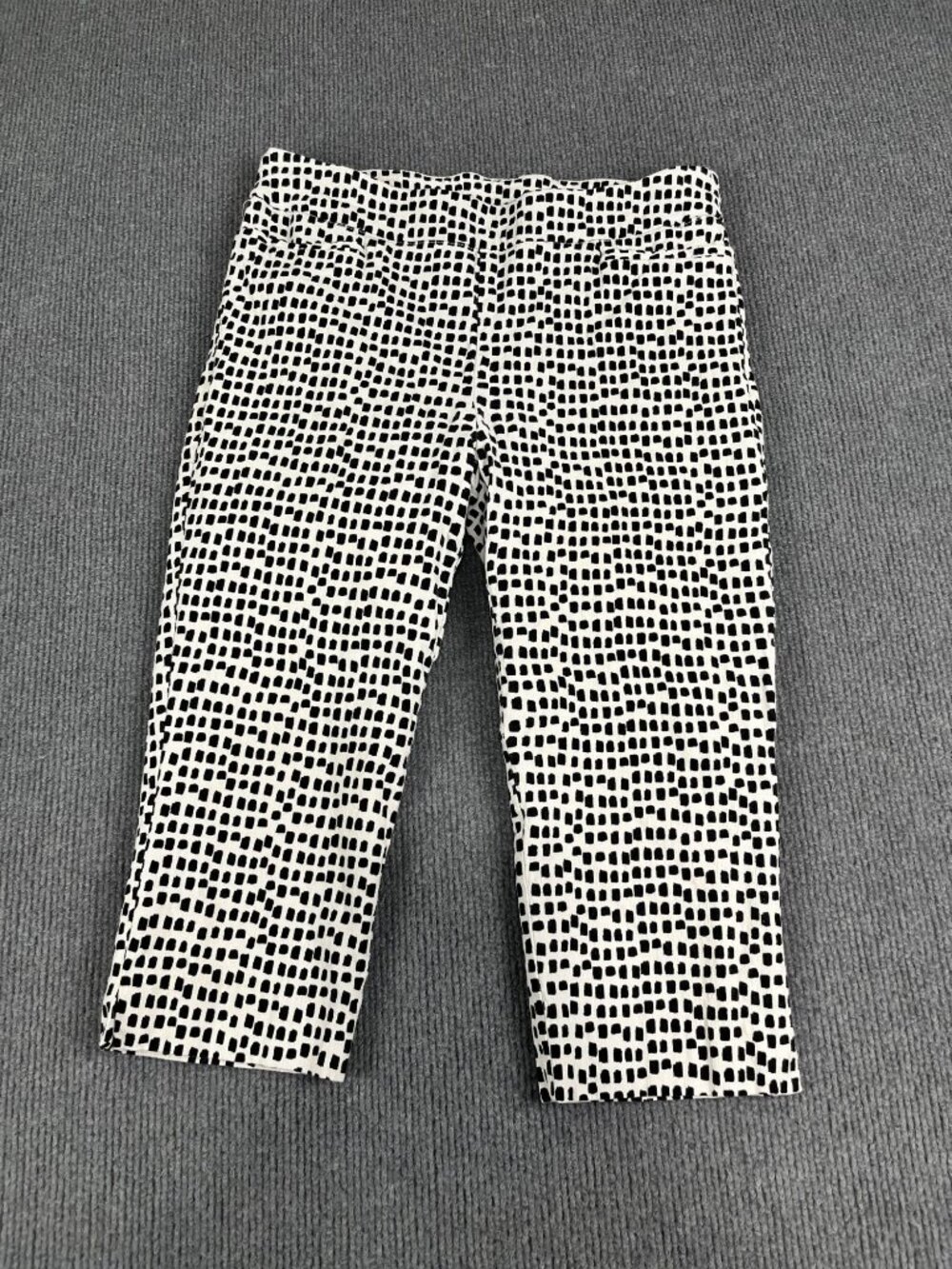Chicos Womens Black & White Dot-Print Slim Leg Pants Size 00 US 2